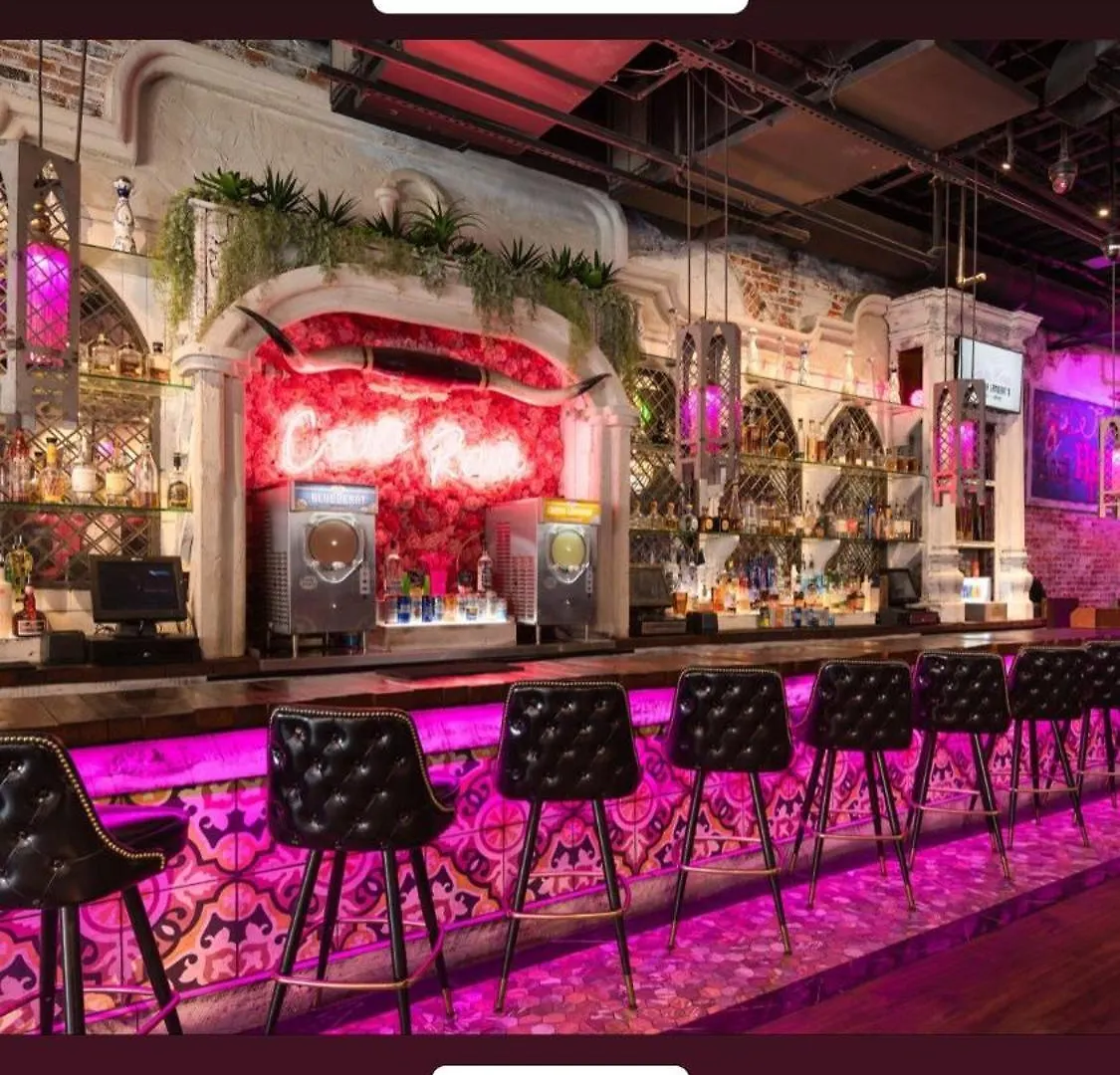Apartment Skyline Nights In Downtown Nashville Walk To Broadway With Pool And Gym